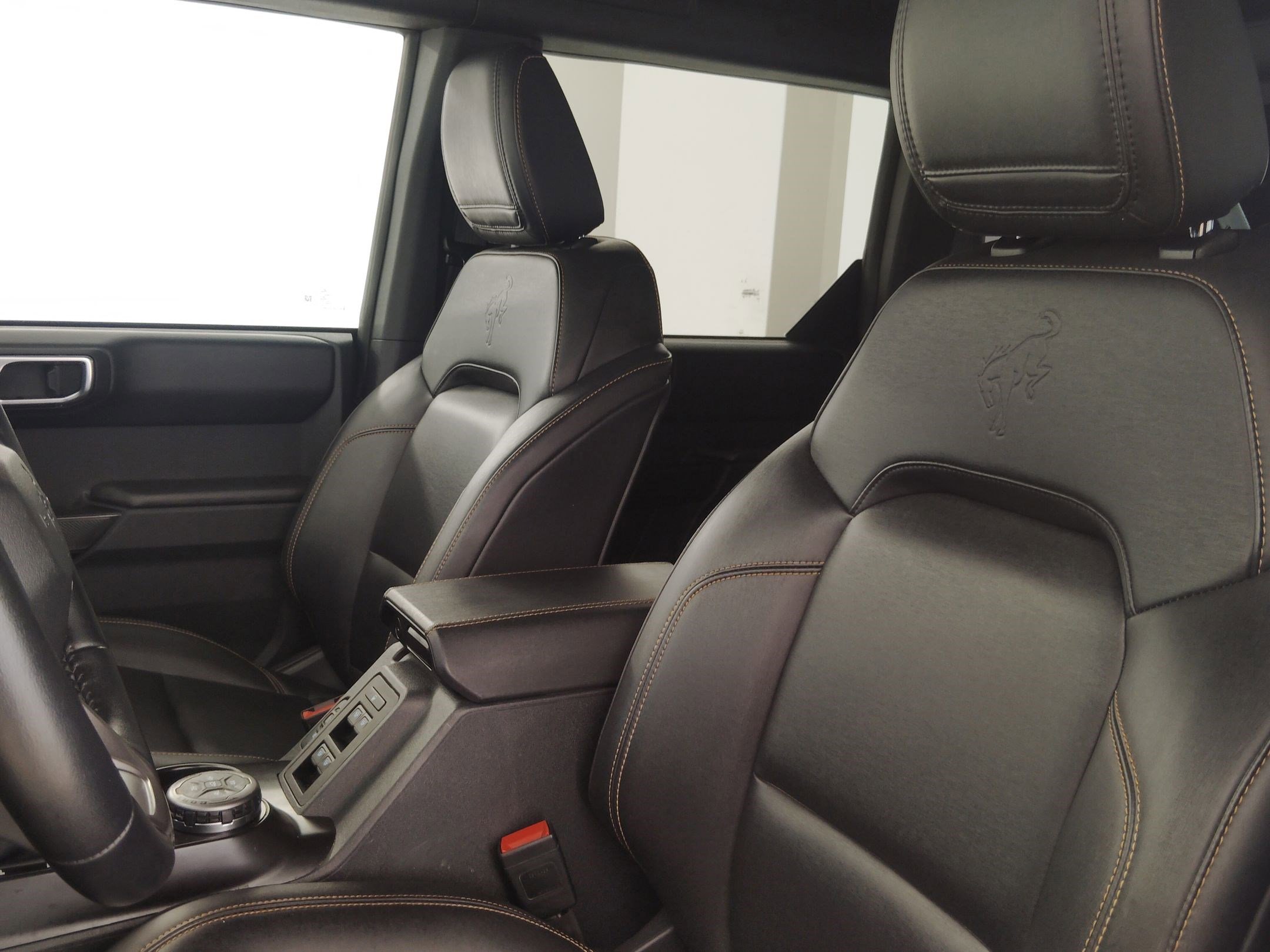 Certified 2024 Ford Bronco Badlands image 15