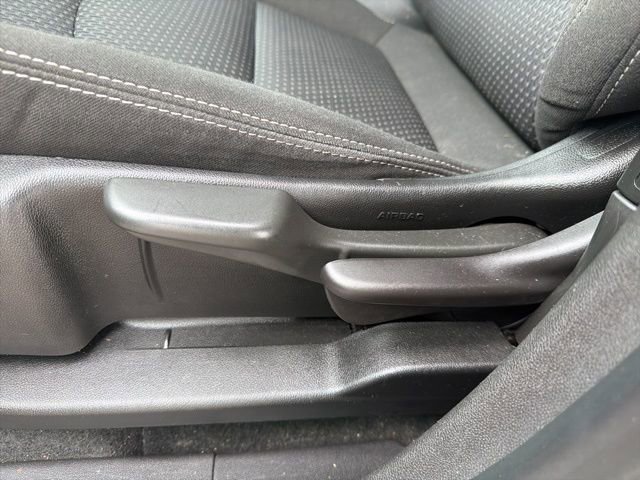 Used 2024 GMC Terrain SLE image 23