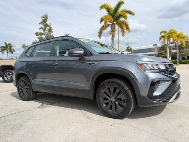 Used 2023 Volkswagen Taos S image 7