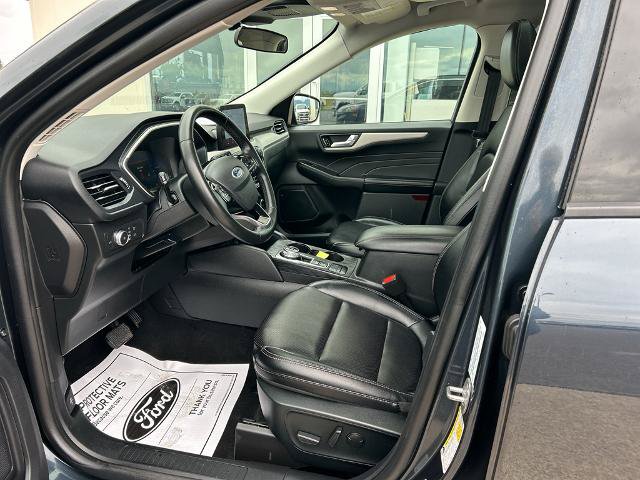 Certified 2022 Ford Escape SEL w/ Technology Package AWD/4WD image 10