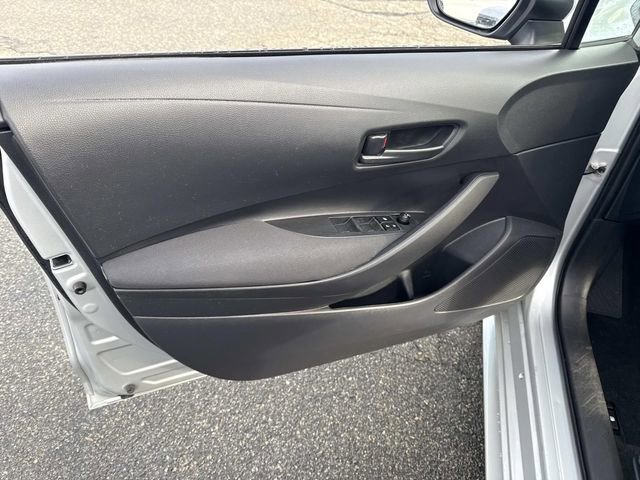 Used 2023 Toyota Corolla LE image 16