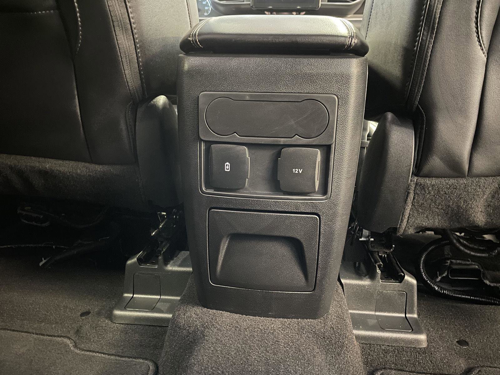 Certified 2024 Ford Explorer XLT w/ Equipment Group 202A image 41