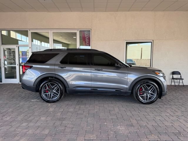 Certified 2025 Ford Explorer ST AWD/4WD image 6