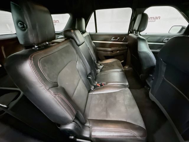 Certified 2019 Ford Explorer XLT w/ Equipment Group 202A AWD/4WD image 27