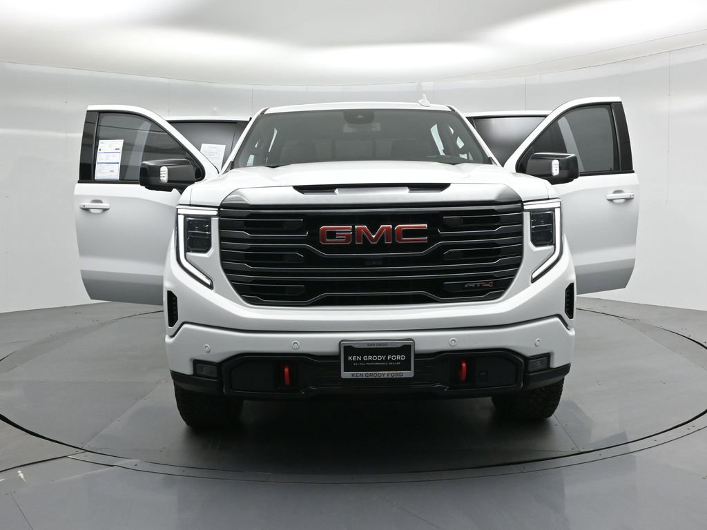 Used 2023 GMC Sierra 1500 AT4 w/ AT4 Premium Package image 31