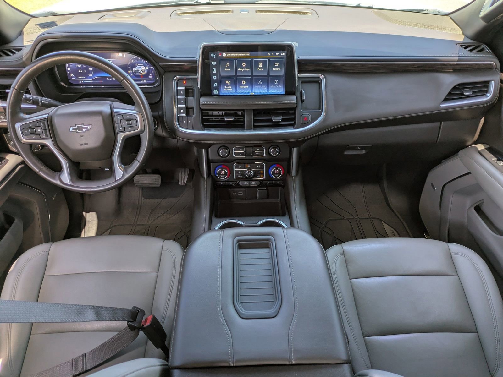 Used 2022 Chevrolet Suburban Z71 w/ Luxury Package image 9