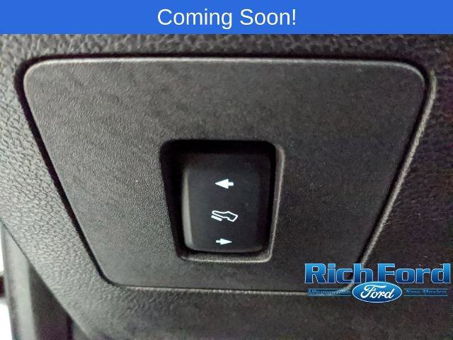 Certified 2017 Ford F150 Raptor w/ Equipment Group 802A Luxury image 16