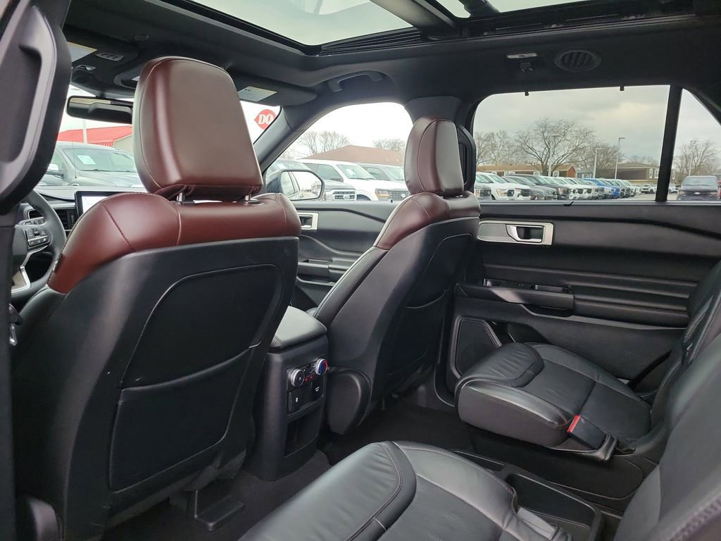 Certified 2020 Ford Explorer Platinum image 15