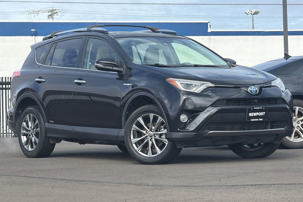 Used 2018 Toyota RAV4 Limited w/ Advanced Technology Package image 1