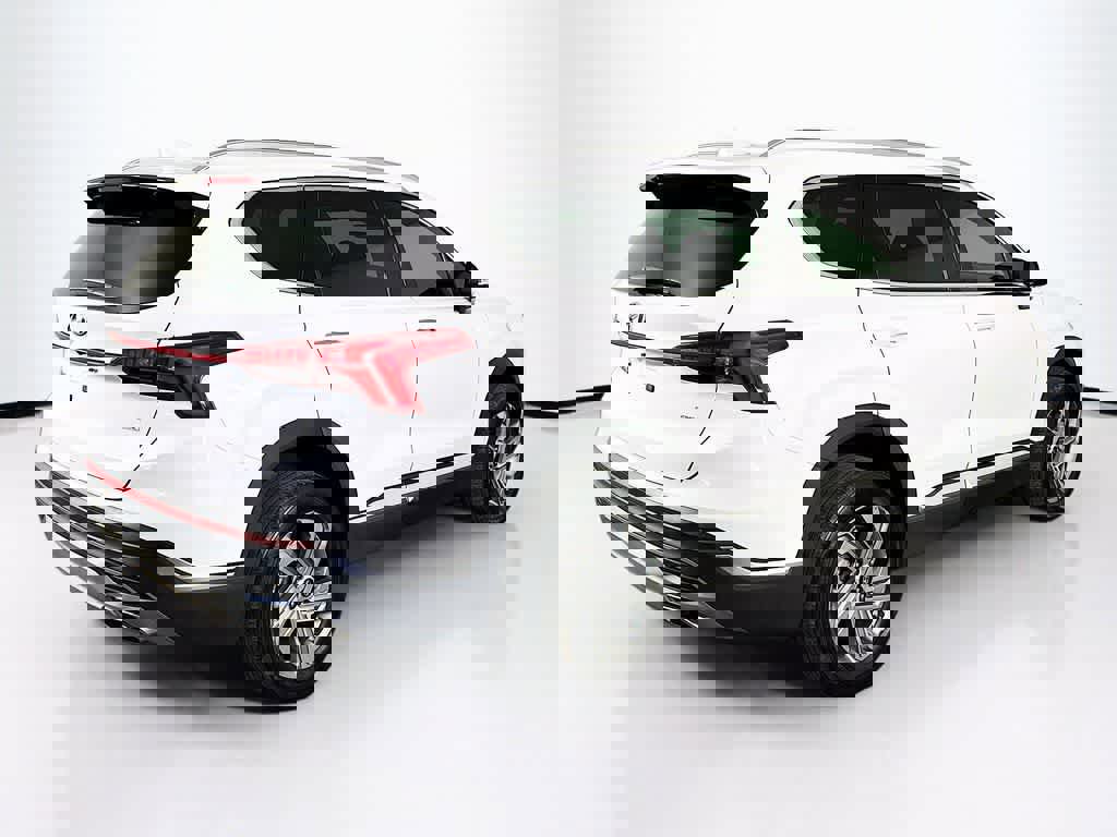 Used 2021 Hyundai Santa Fe SEL w/ Convenience Package image 5