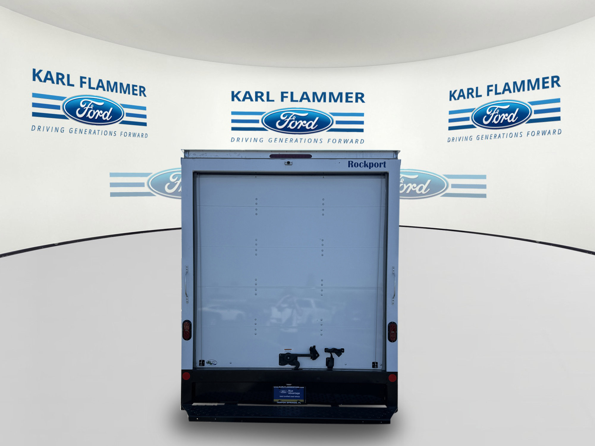 Certified 2024 Ford Transit 350 RWD image 4