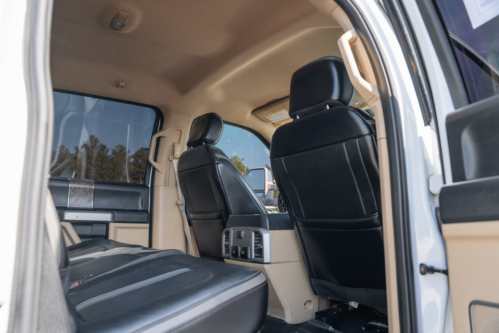 Certified 2019 Ford F250 Lariat w/ Lariat Value Package AWD/4WD image 21