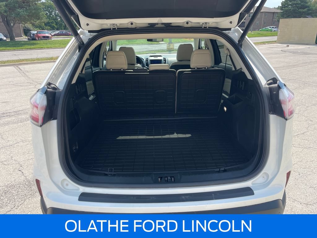 Certified 2020 Ford Edge Titanium AWD/4WD image 31