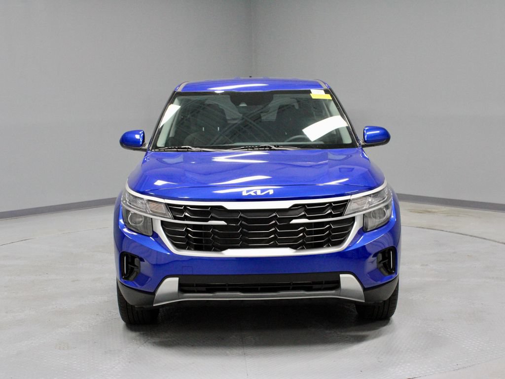 Used 2024 Kia Seltos LX AWD/4WD image 5
