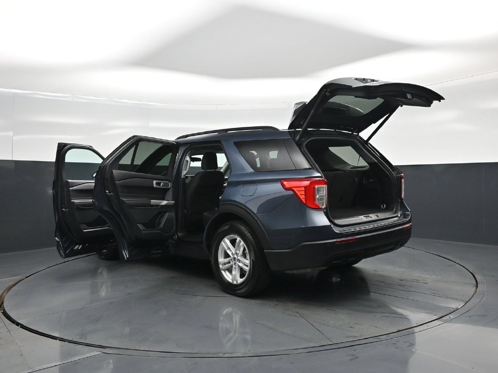 Certified 2023 Ford Explorer XLT RWD image 33