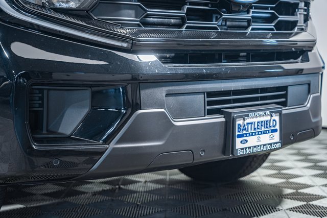 Certified 2025 Ford Expedition Active image 18