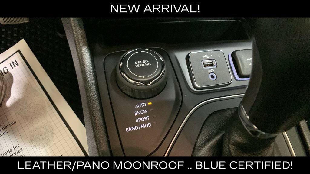 Used 2022 Jeep Cherokee Latitude w/ Sun & Sound Group AWD/4WD image 34