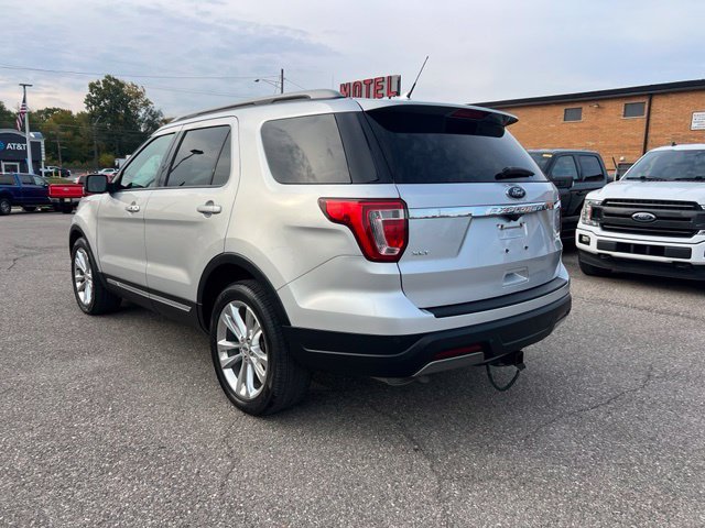 Certified 2019 Ford Explorer XLT w/ Equipment Group 202A FWD image 6