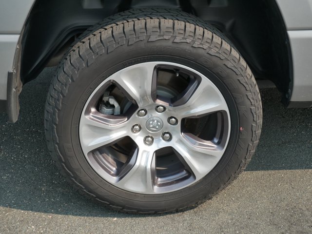 Used 2023 RAM 1500 Laramie AWD/4WD image 9