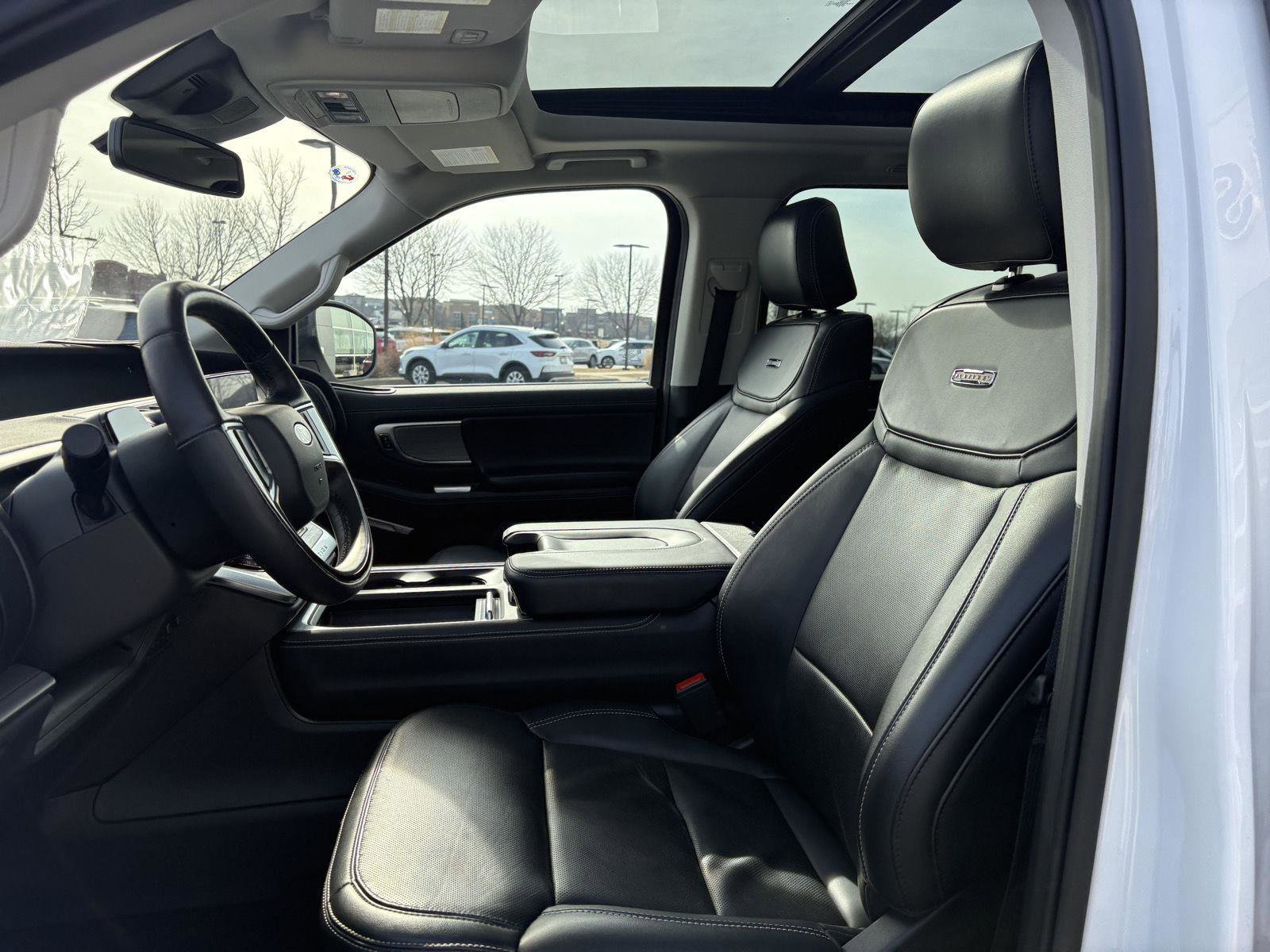 Certified 2025 Ford Expedition Platinum image 16