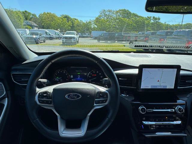 Certified 2021 Ford Explorer Limited w/ Hybrid Equipment Group 310A AWD/4WD image 15