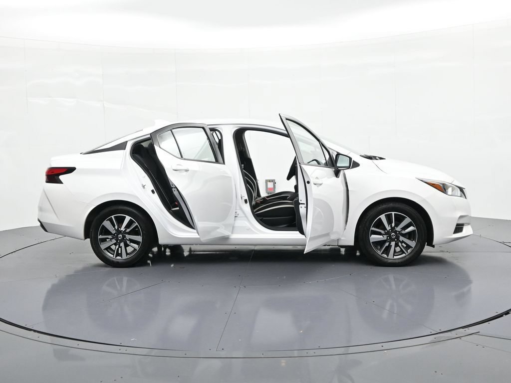 Used 2022 Nissan Versa SV FWD image 22