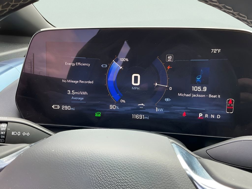 Used 2025 Chevrolet Equinox EV LT w/ Convenience Package image 29