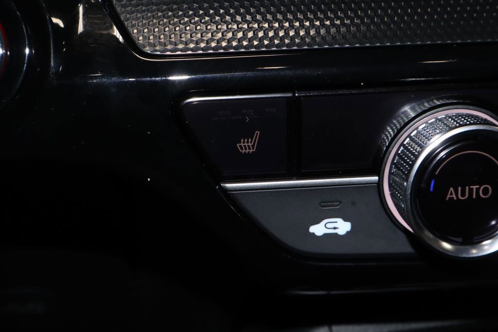 Used 2024 Honda CR-V Sport Touring image 11