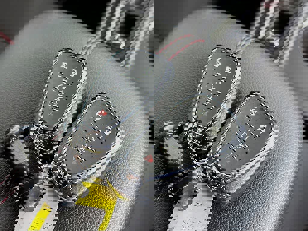 Used 2022 Chevrolet Equinox RS w/ RS Leather Package image 22