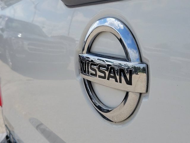 Used 2021 Nissan Titan SV w/ SV Convenience Package RWD image 8