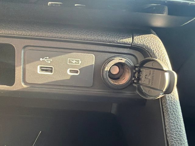 Used 2023 Honda Pilot Touring image 37