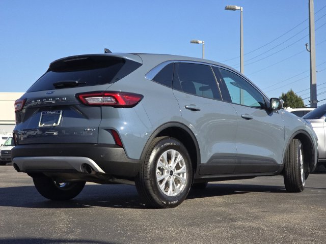 Certified 2023 Ford Escape Active w/ Tech Pack #2 AWD/4WD image 17