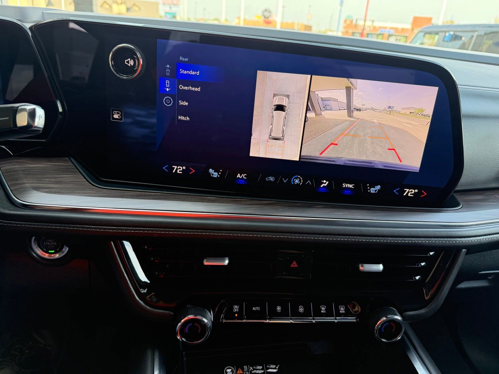 Used 2025 Chevrolet Tahoe LT image 16