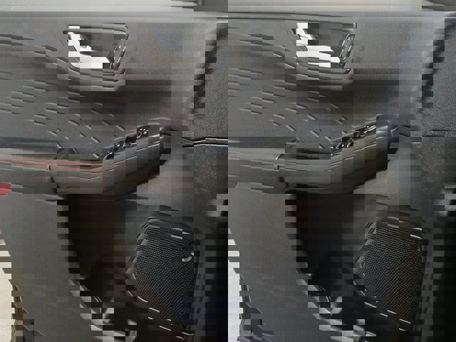 Certified 2023 Ford Escape ST-Line Select image 18