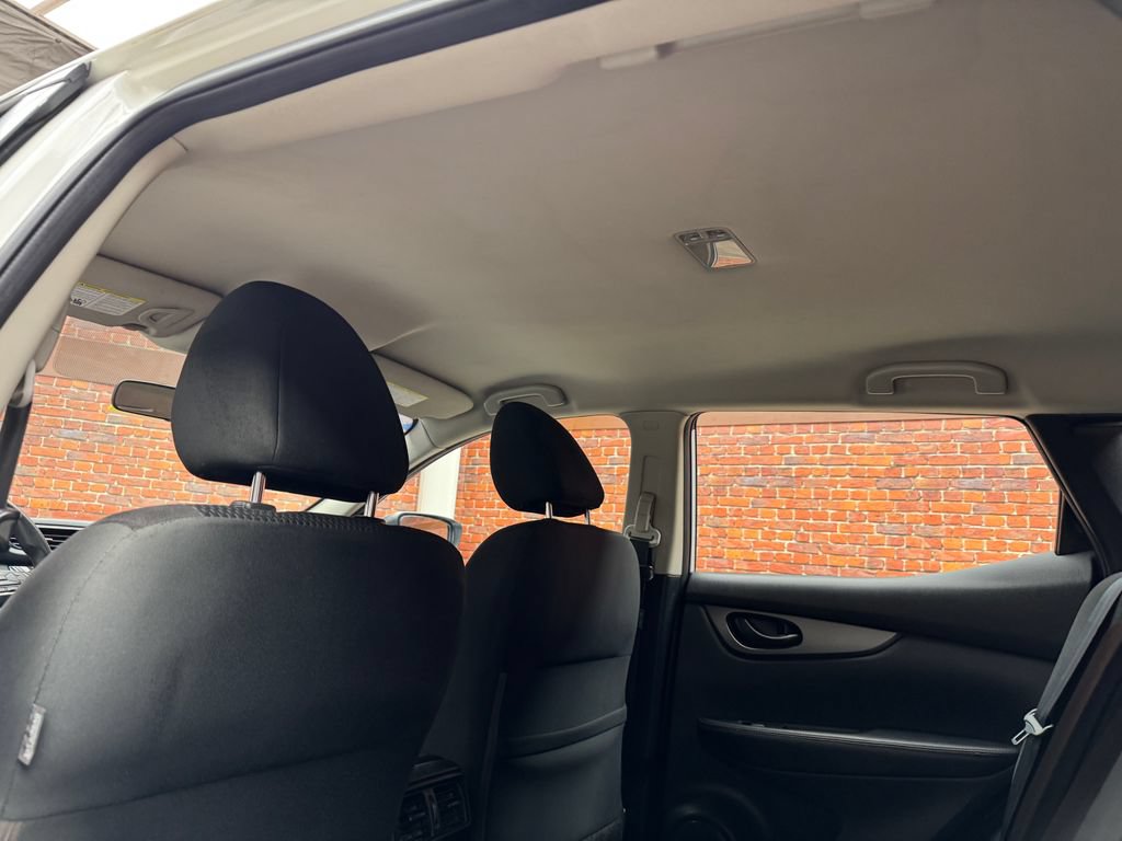 Used 2019 Nissan Rogue Sport S AWD/4WD image 26