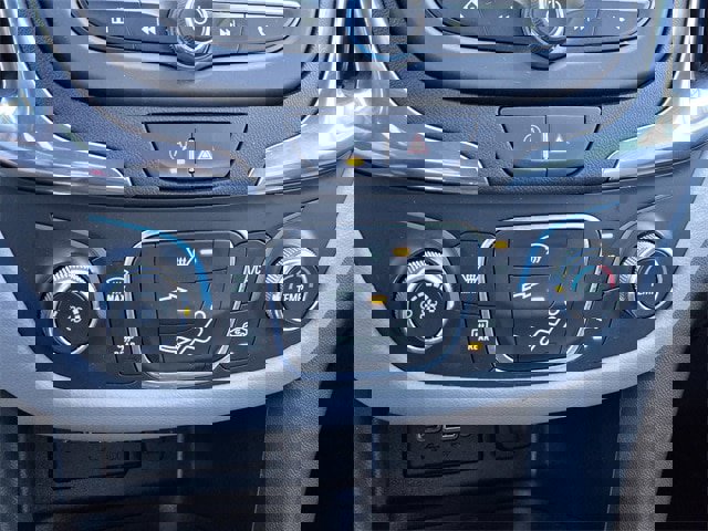 Used 2022 Chevrolet Equinox LS w/ LS Convenience Package image 16