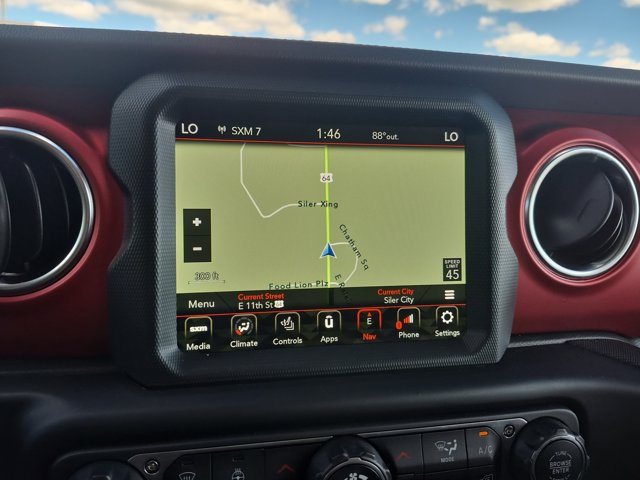 Used 2022 Jeep Gladiator Rubicon AWD/4WD image 25