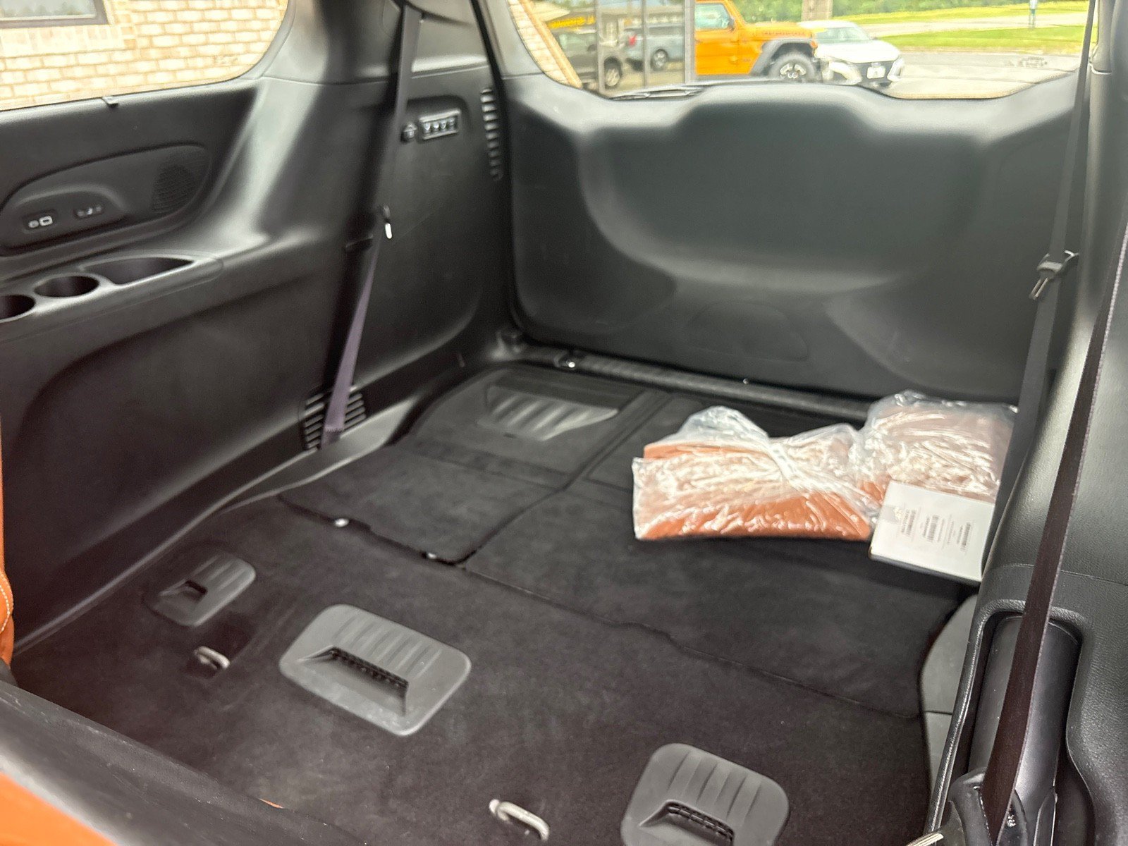 Used 2026 Chrysler Pacifica Pinnacle FWD image 6