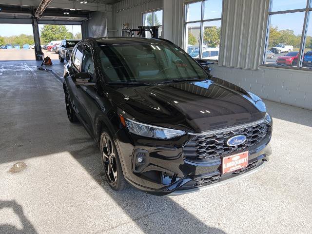 Certified 2023 Ford Escape ST-Line Select w/ Tech Pack #2 image 7