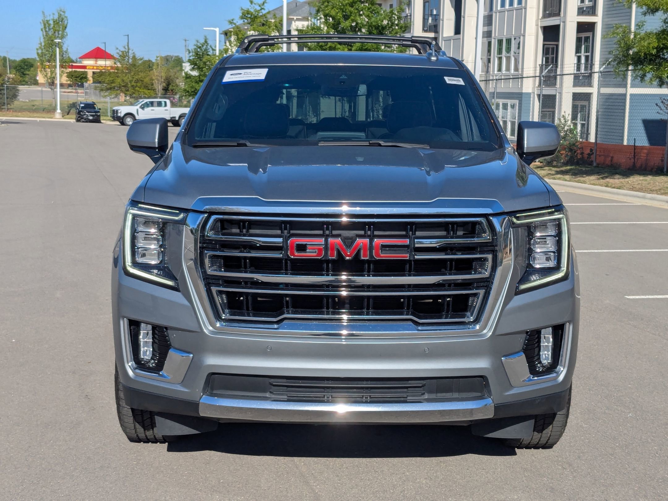 Used 2023 GMC Yukon SLT image 9