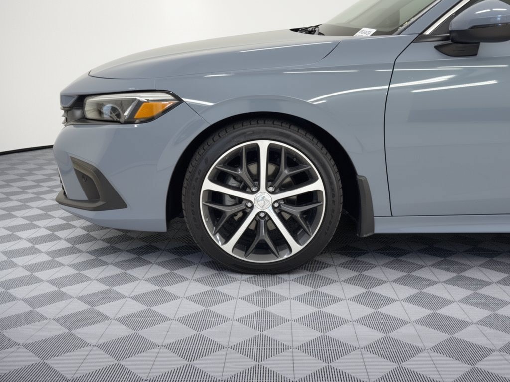 Used 2024 Honda Civic Touring image 13