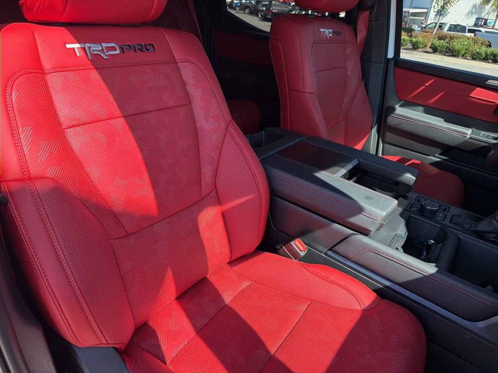 Used 2025 Toyota Tundra TRD Pro AWD/4WD image 32