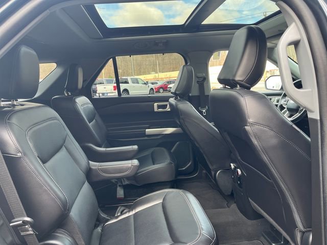 Certified 2023 Ford Explorer Limited w/ Limited Technology Package image 18
