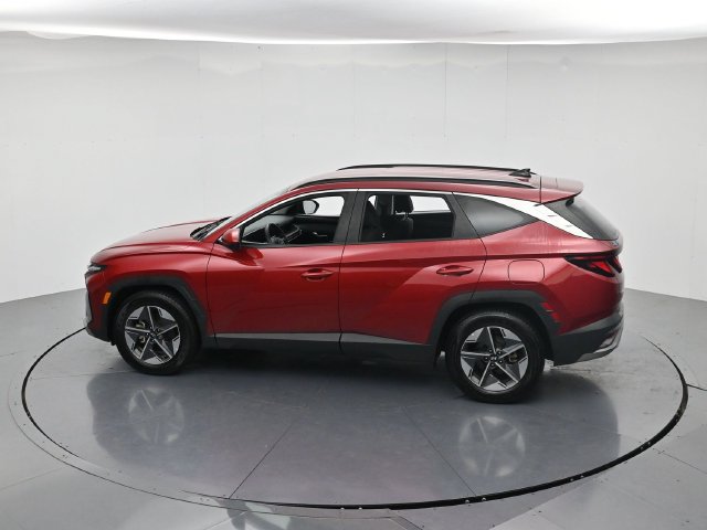 Used 2025 Hyundai Tucson SEL FWD image 44