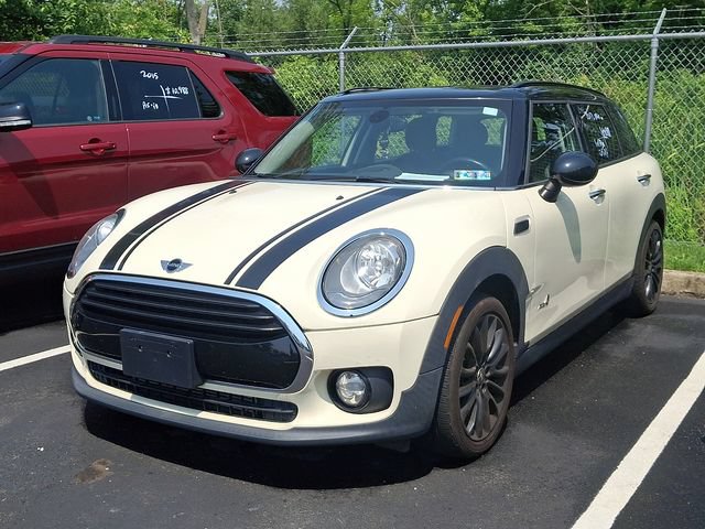 Used 2017 MINI Cooper Clubman ALL4 AWD/4WD image 5