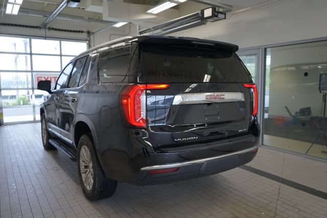 Used 2021 GMC Yukon SLT w/ Rear Media and Nav Package AWD/4WD image 11