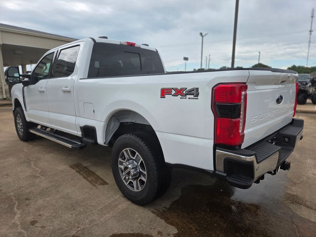 Certified 2025 Ford F350 Lariat w/ FX4 Off-Road Package AWD/4WD image 7