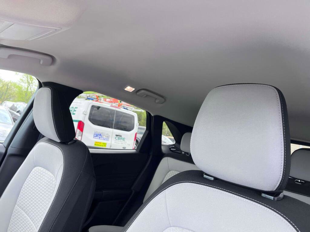 Certified 2023 Ford Escape Active FWD image 5
