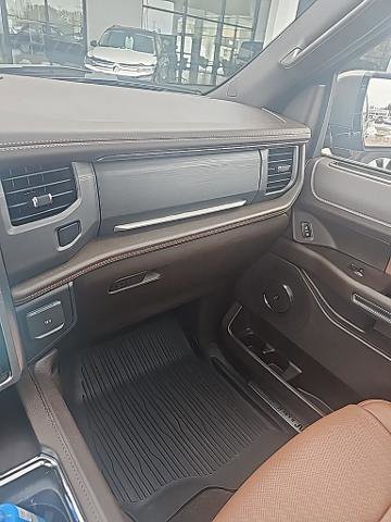 Certified 2024 Ford Expedition Max King Ranch image 5