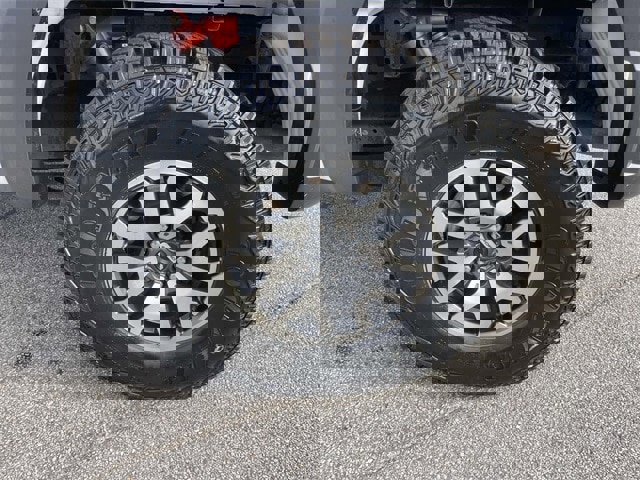 Certified 2022 Ford F150 Raptor w/ Equipment Group 801A High image 24